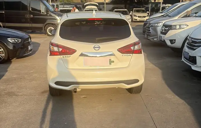 Nissan Tiida 2024 Model 1.6L CVT Zhizun Edition