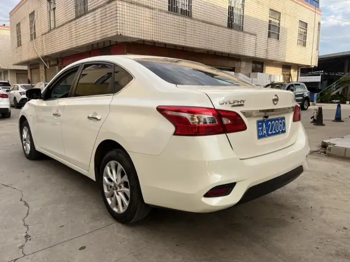 Nissan Sylphy 2021 Model Classic 1.6 XE CVT Comfort Edition – фото 5