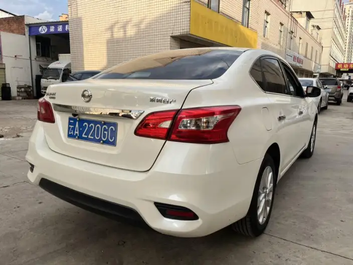 Nissan Sylphy 2021 Model Classic 1.6 XE CVT Comfort Edition – фото 7