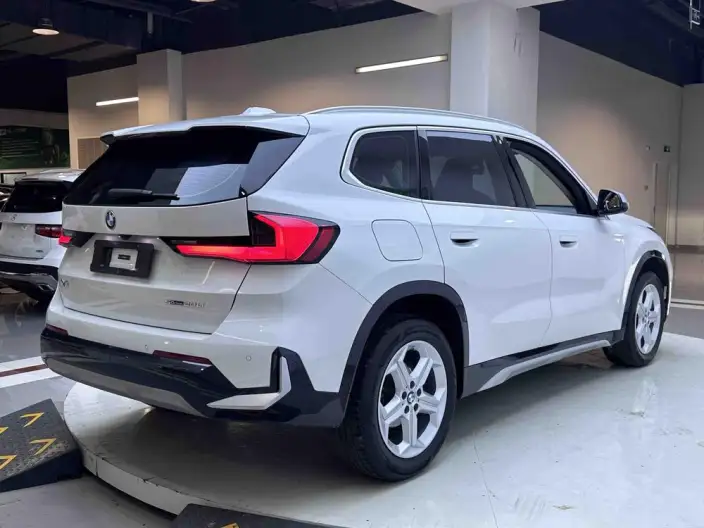 BMW X1 2023 Model sDrive20Li X Design Set – фото 7