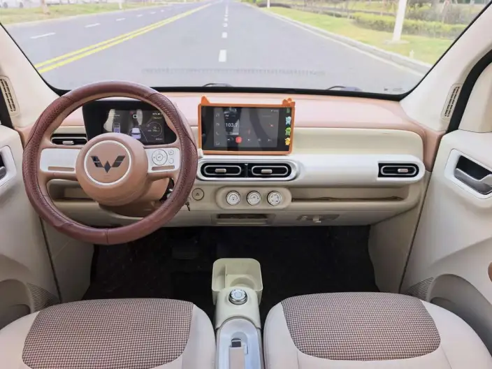 Wuling Hongguang MINIEV 2024 Model 215km Advanced version Lithium Iron Phosphate – фото 10