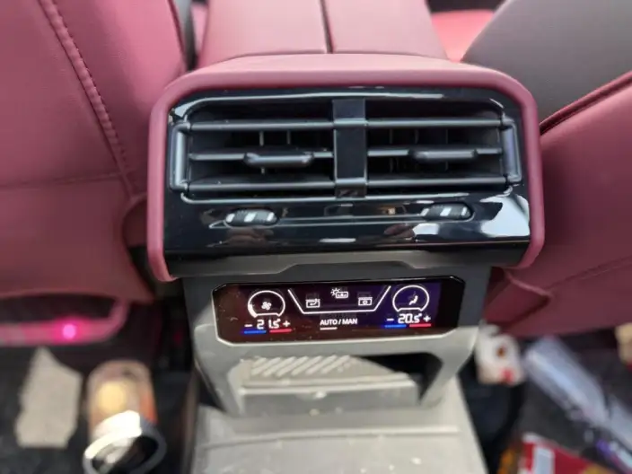 BMW 5 Series 2025 Model Facelift 530Li Exclusive Model M Sports Set – фото 9