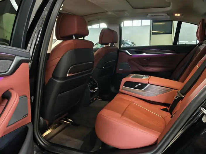 BMW 5 Series 2023 Model 530Li Leading Model Luxury Set – фото 9