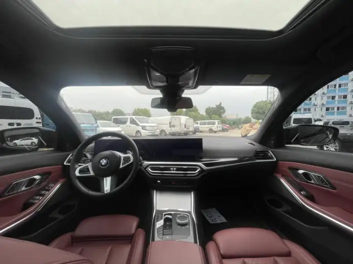 BMW 3 Series 2023 Model 330i M Sports Night Set – фото 10