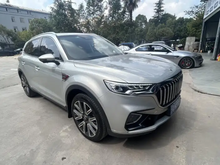 Hongqi HS5 2022 Model 2.0T Smart Flag Enjoy 4WD Edition