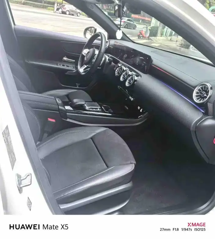Mercedes-Benz A-class 2022 Model Facelift A 200 L Sports sedan Dynamic Edition – фото 7