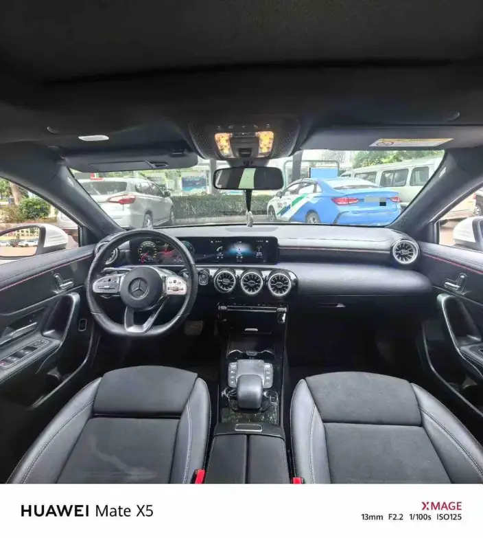 Mercedes-Benz A-class 2022 Model Facelift A 200 L Sports sedan Dynamic Edition – фото 8