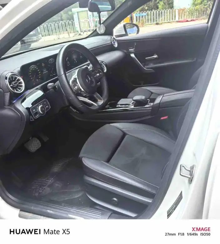 Mercedes-Benz A-class 2022 Model Facelift A 200 L Sports sedan Dynamic Edition – фото 9