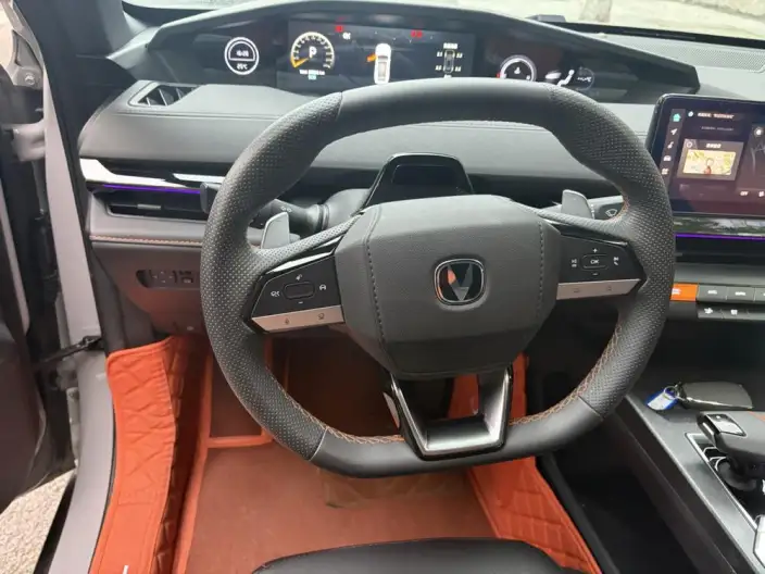 Changan UNI-V 2022 Model 1.5T Noble Model – фото 8