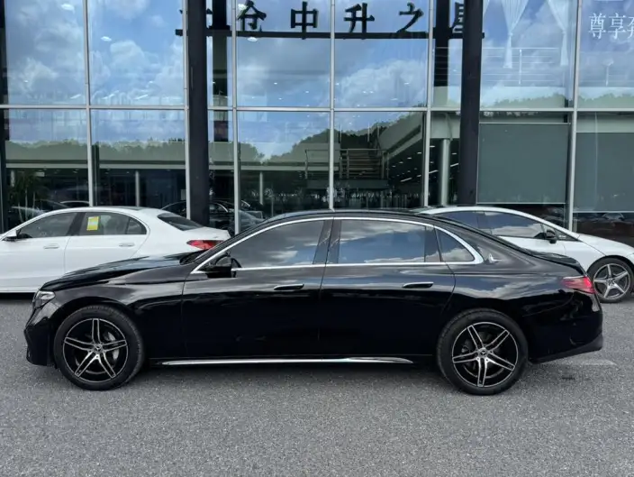 Mercedes-Benz E-Class 2024 Model E 300 L Luxury Model Sports sedan