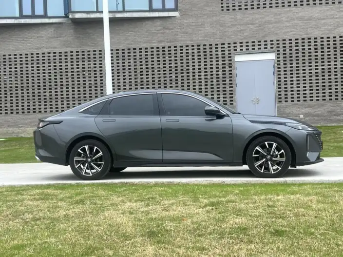 Changan Eado 2025 Model 1.5T DCT High Power Edition – фото 7