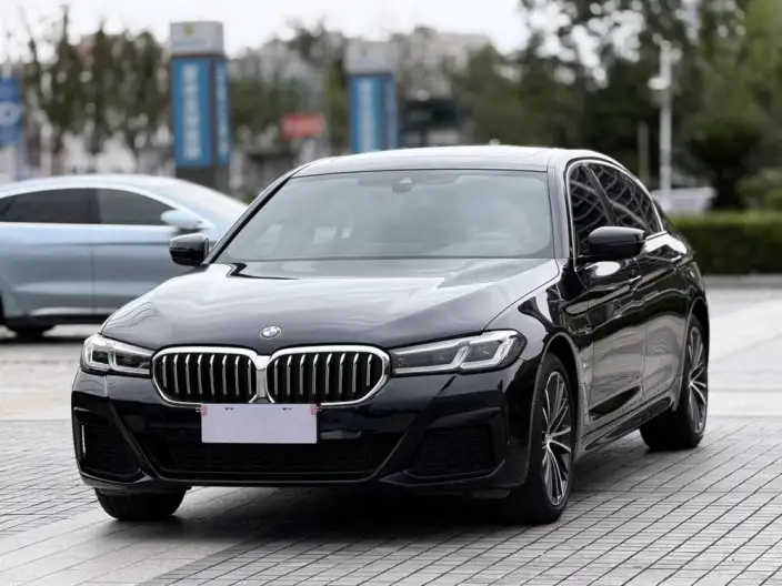 BMW 5 Series 2023 Model Facelift 530Li Leading Model M Sports Set