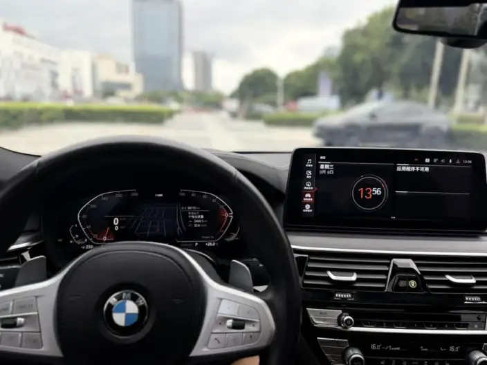 BMW 5 Series 2023 Model Facelift 530Li Leading Model M Sports Set – фото 10