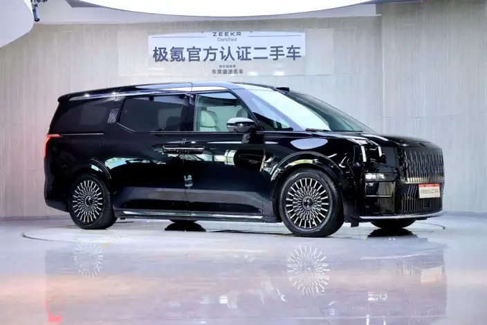 ZEEKR 009 2024 Model VI seat Executive Edition 4WD 108kWh