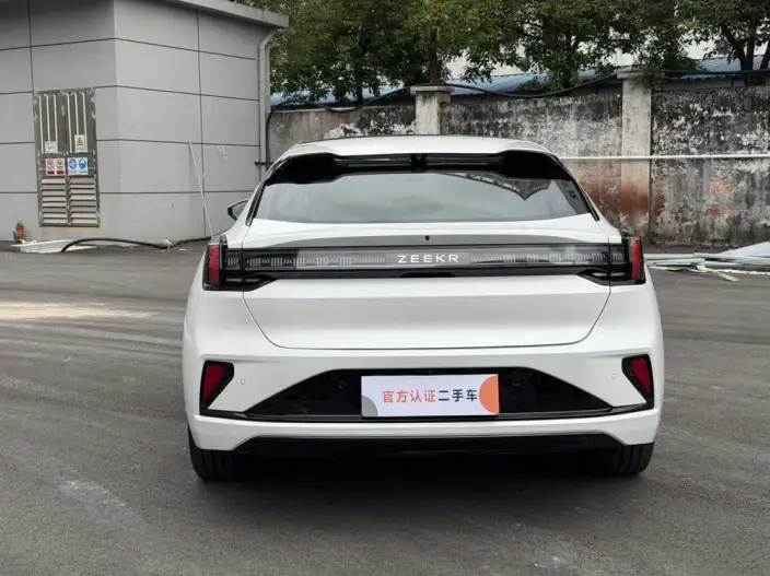 ZEEKR 001 2024 Model WE Edition 100kWh Rear Drive – фото 5