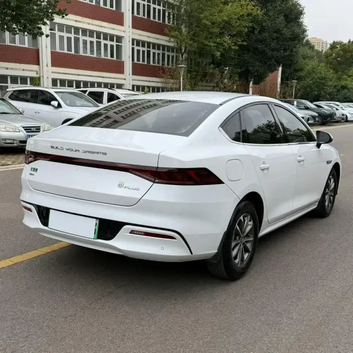 BYD Qin PLUS DM 2021 Model DM-i 55KM Noble Model – фото 5