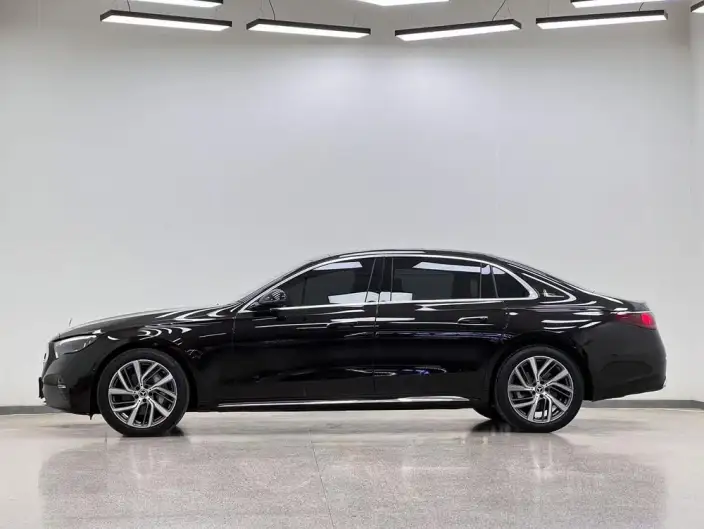 Mercedes-Benz E-Class 2024 Model E 300 L Fashion Model sedan