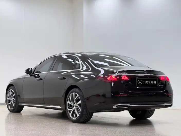 Mercedes-Benz E-Class 2024 Model E 300 L Fashion Model sedan – фото 5