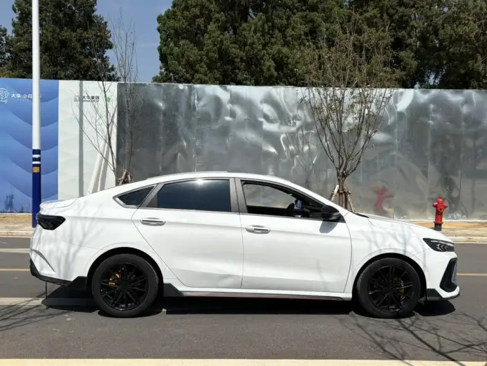 Geely Binrui 2022 Model Geely Binrui COOL 1.5T DCT Fengchi Edition – фото 7