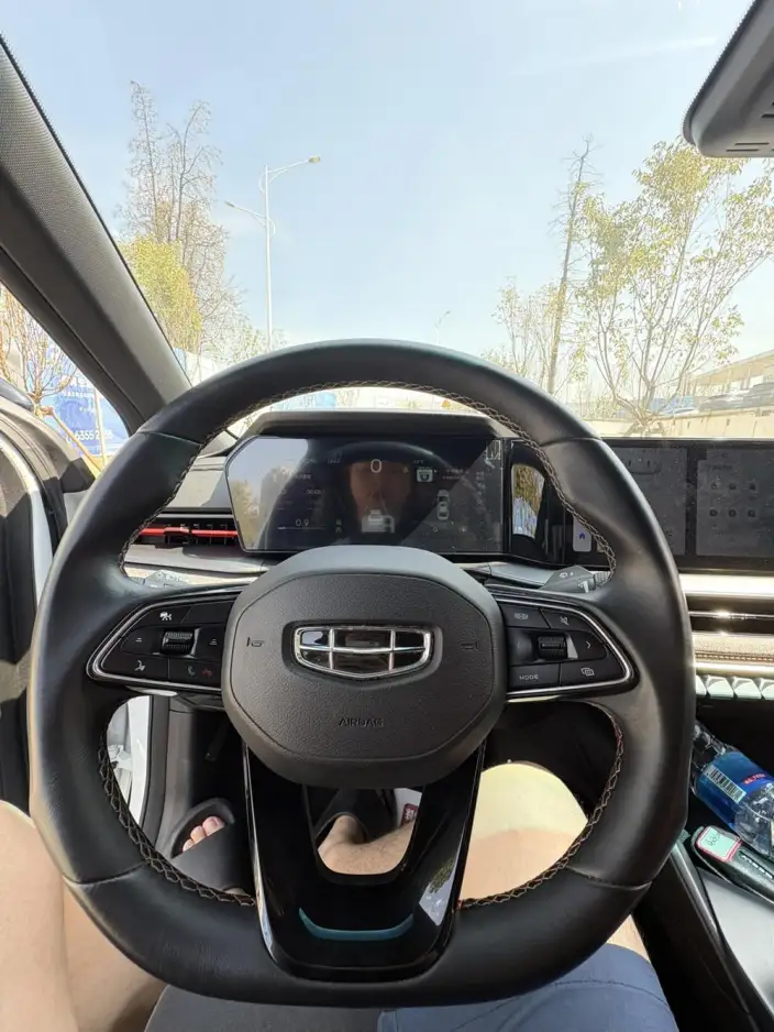 Geely Binrui 2022 Model Geely Binrui COOL 1.5T DCT Fengchi Edition – фото 8
