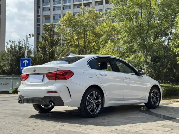 BMW 1 Series 2021 Model 120i M Sports Edition – фото 7