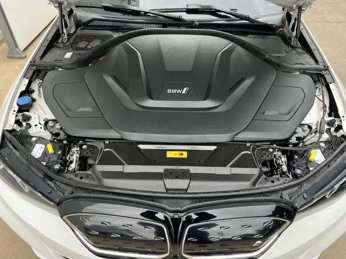 BMW i3 2023 Model eDrive40L Night Set – фото 6