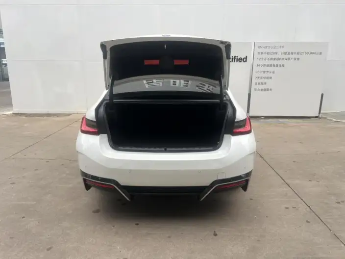 BMW i3 2023 Model eDrive40L Night Set – фото 7