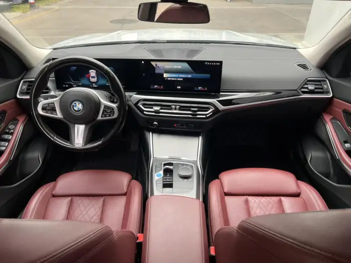 BMW i3 2023 Model eDrive40L Night Set – фото 10