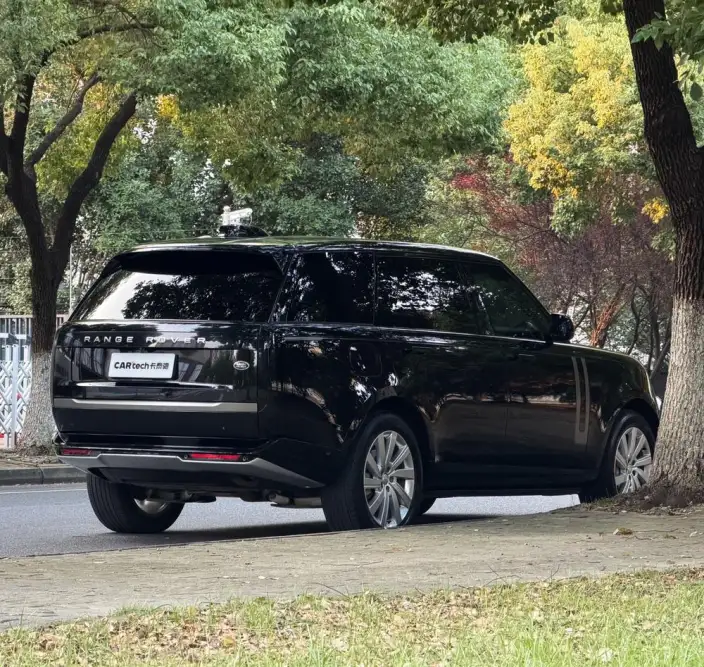 Range Rover 2025 Model 3.0 L6 400PS Shengshi Extended Edition – фото 6