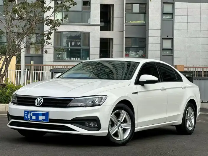 Volkswagen Lamando 2021 Model 230TSI DSG Fashion edition