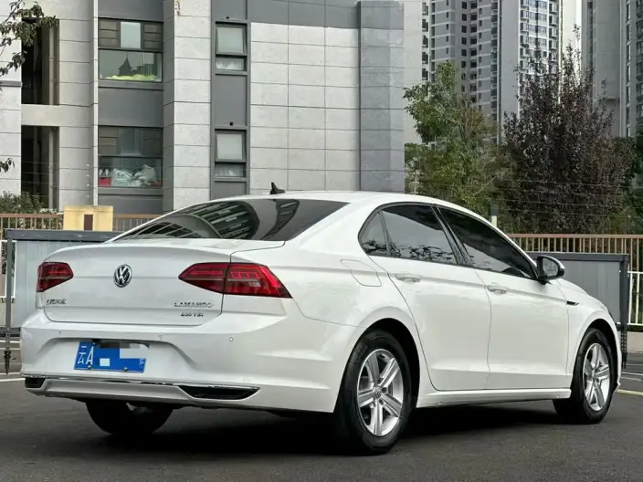 Volkswagen Lamando 2021 Model 230TSI DSG Fashion edition – фото 5