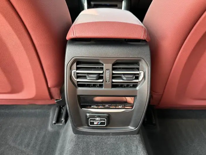 BMW 3 Series 2025 Model 330Li M Sports Night Set – фото 10