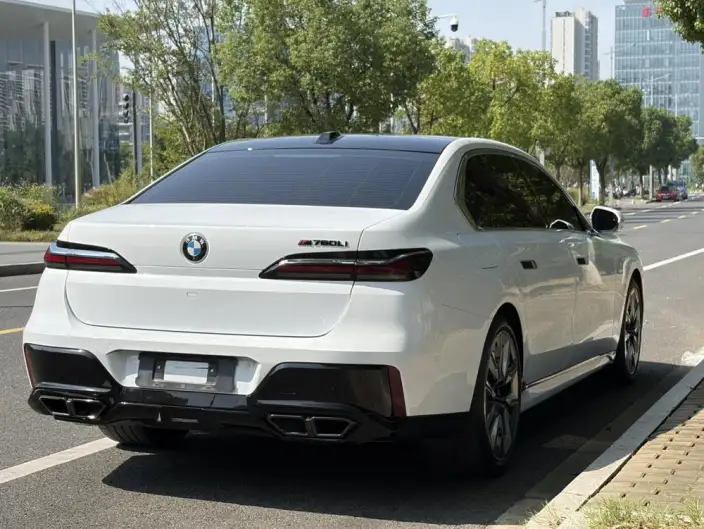 BMW 7 Series 2023 Model 740Li Leading Model Luxury Set – фото 7
