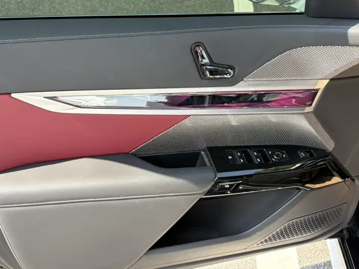 BMW 7 Series 2023 Model 740Li Leading Model Luxury Set – фото 9