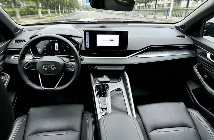 Geely StarRui 2023 Model 1.5T Kunlun Edition – фото 6