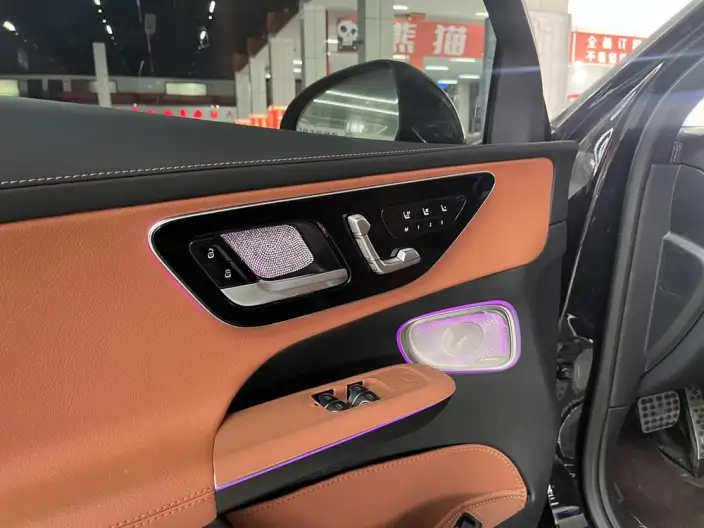 Mercedes-Benz GLC 2025 Model GLC 300 L 4MATIC Dynamic Model 5 seat