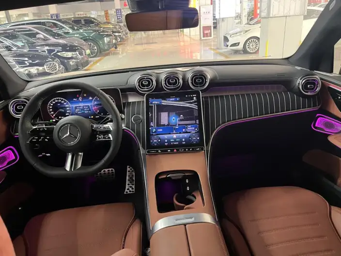 Mercedes-Benz GLC 2025 Model GLC 300 L 4MATIC Dynamic Model 5 seat – фото 5