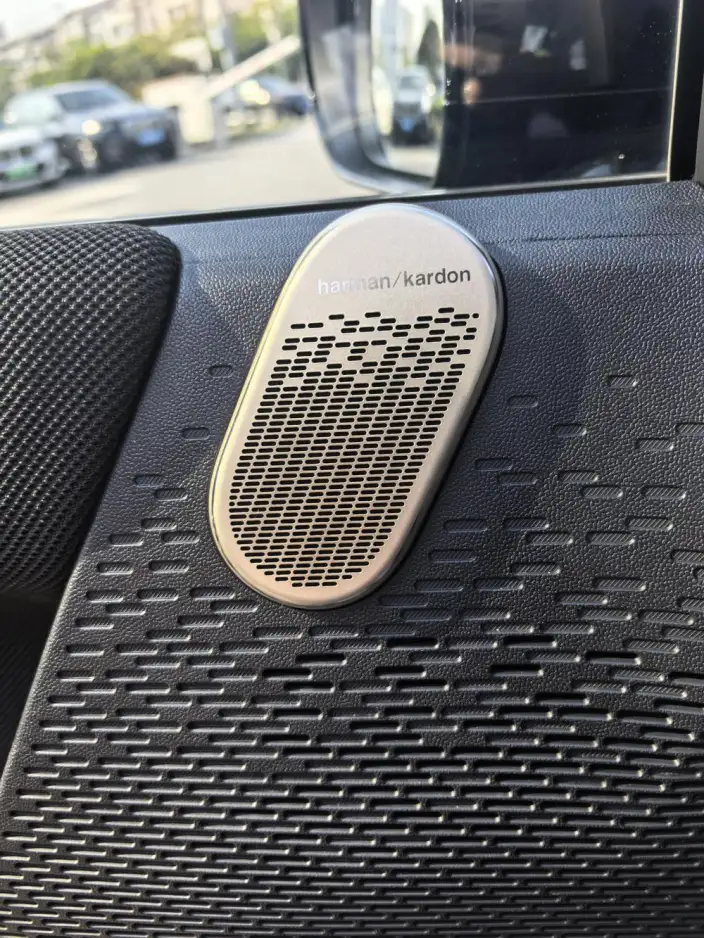 ElectricMINI JCW 2025 Model JOHN COOPER WORKS – фото 6