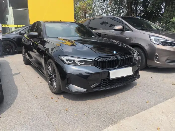 BMW 3 Series 2023 Model 325i M Sports Night Set