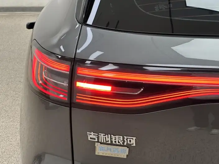 Geely Galaxy E5 2026 Model 610km Tiggo + Edition – фото 10