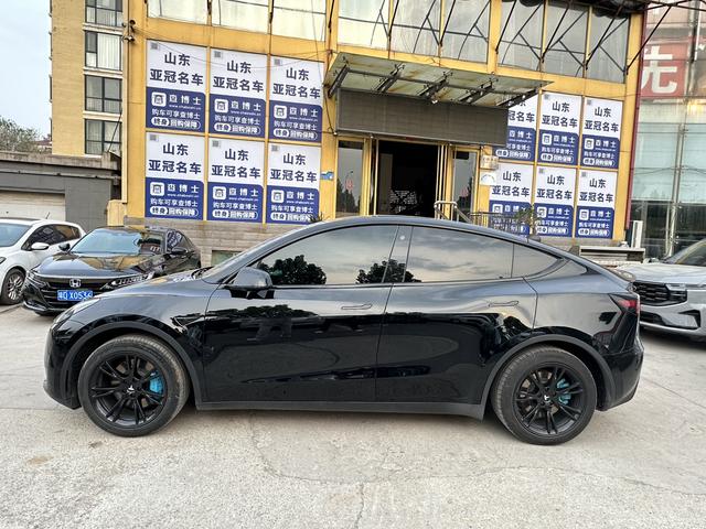 Tesla Model Y 2022 Facelift RWD – фото 4