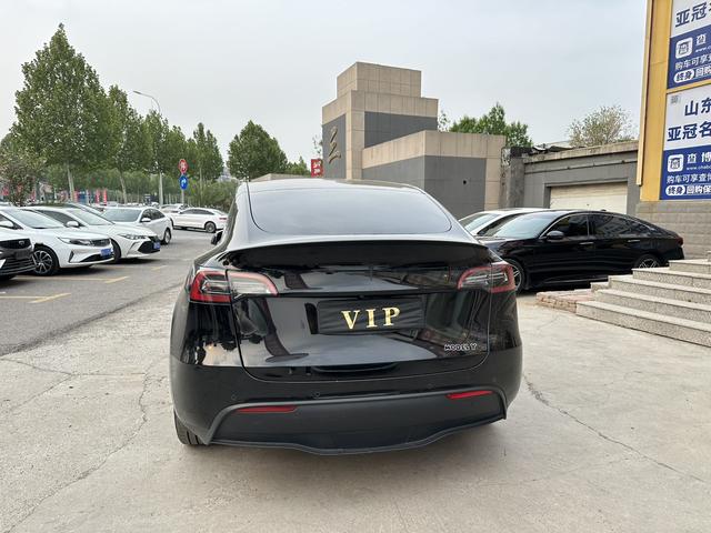 Tesla Model Y 2022 Facelift RWD – фото 5