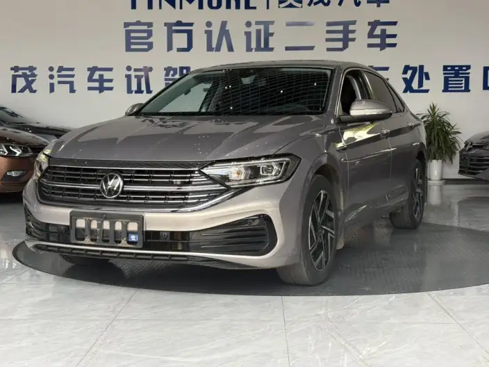 Volkswagen Sagitar 2023 Model 300TSI DSG Superior Edition
