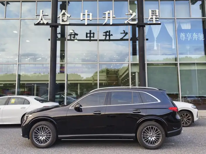Mercedes-Benz GLC 2025 Model Facelift GLC 300 L 4MATIC Dynamic Model 5 seat