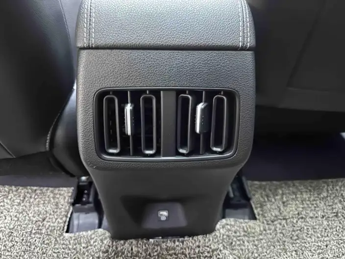 Hyundai ix35 2021 Model 240T GDi DCT 2WD Leading version GLS – фото 10