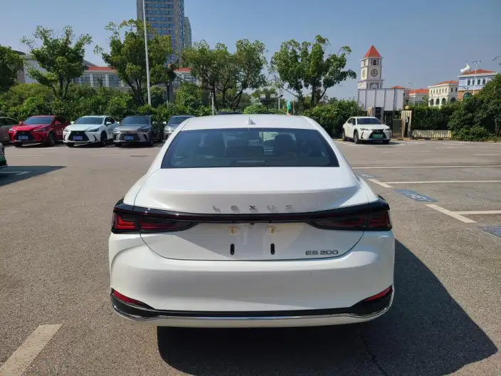 Lexus ES 2025 Model 200 Premium – фото 5