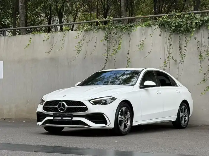 Mercedes-Benz C-Class 2022 Model Facelift C 200 L Sports Edition – фото 1
