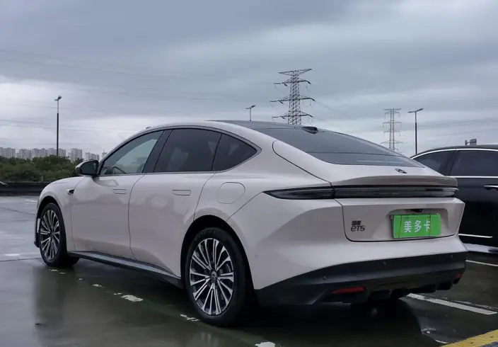 NIO ET5 2022 Model 75kWh
