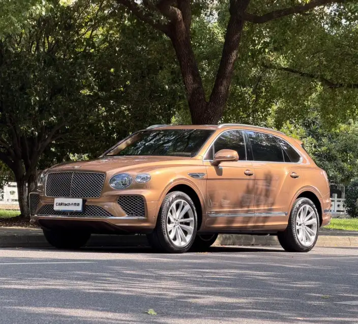 Bentayga 2021 Model 4.0T V8 – фото 1