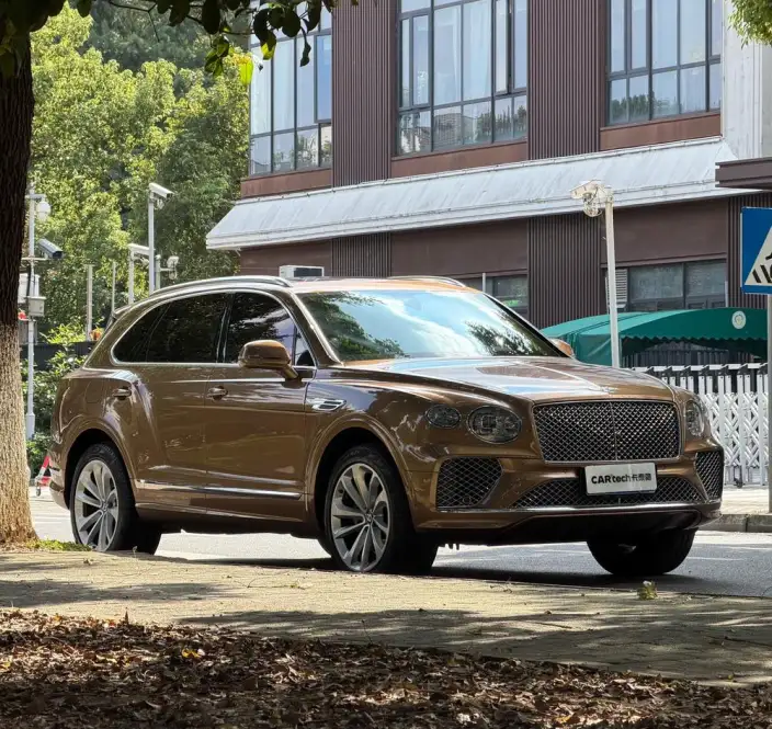 Bentayga 2021 Model 4.0T V8 – фото 3